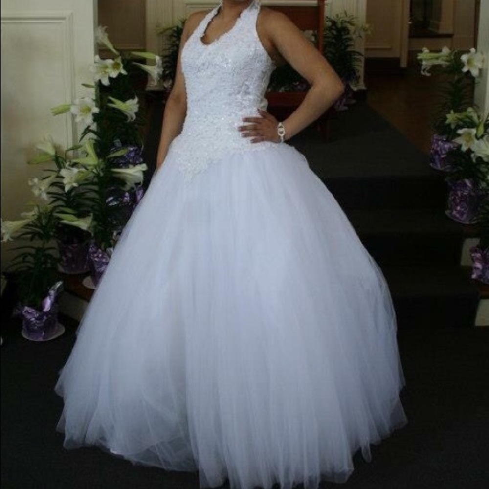 David’s bridal wedding dress
